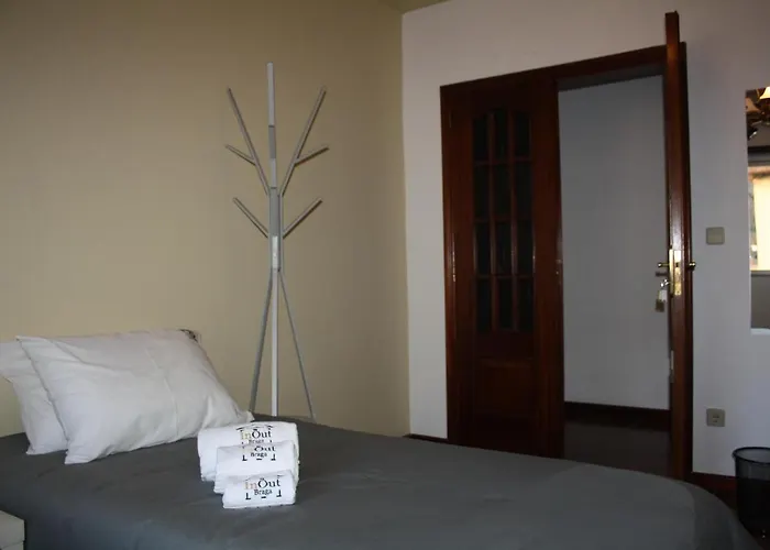 Arrendar Πανδοχείο *